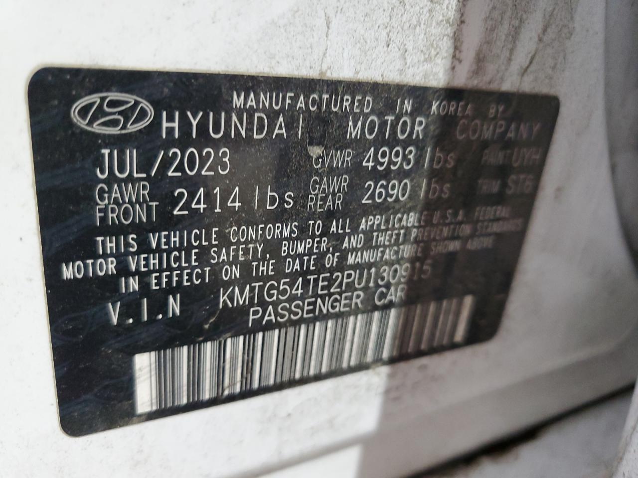 Genesis G70 Base Base Image 4