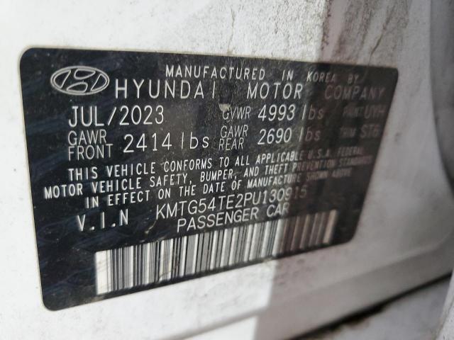 Genesis G70 Base Base Image 4