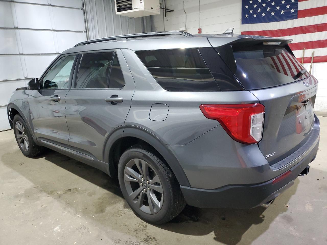 Ford Explorer Xlt Image 7
