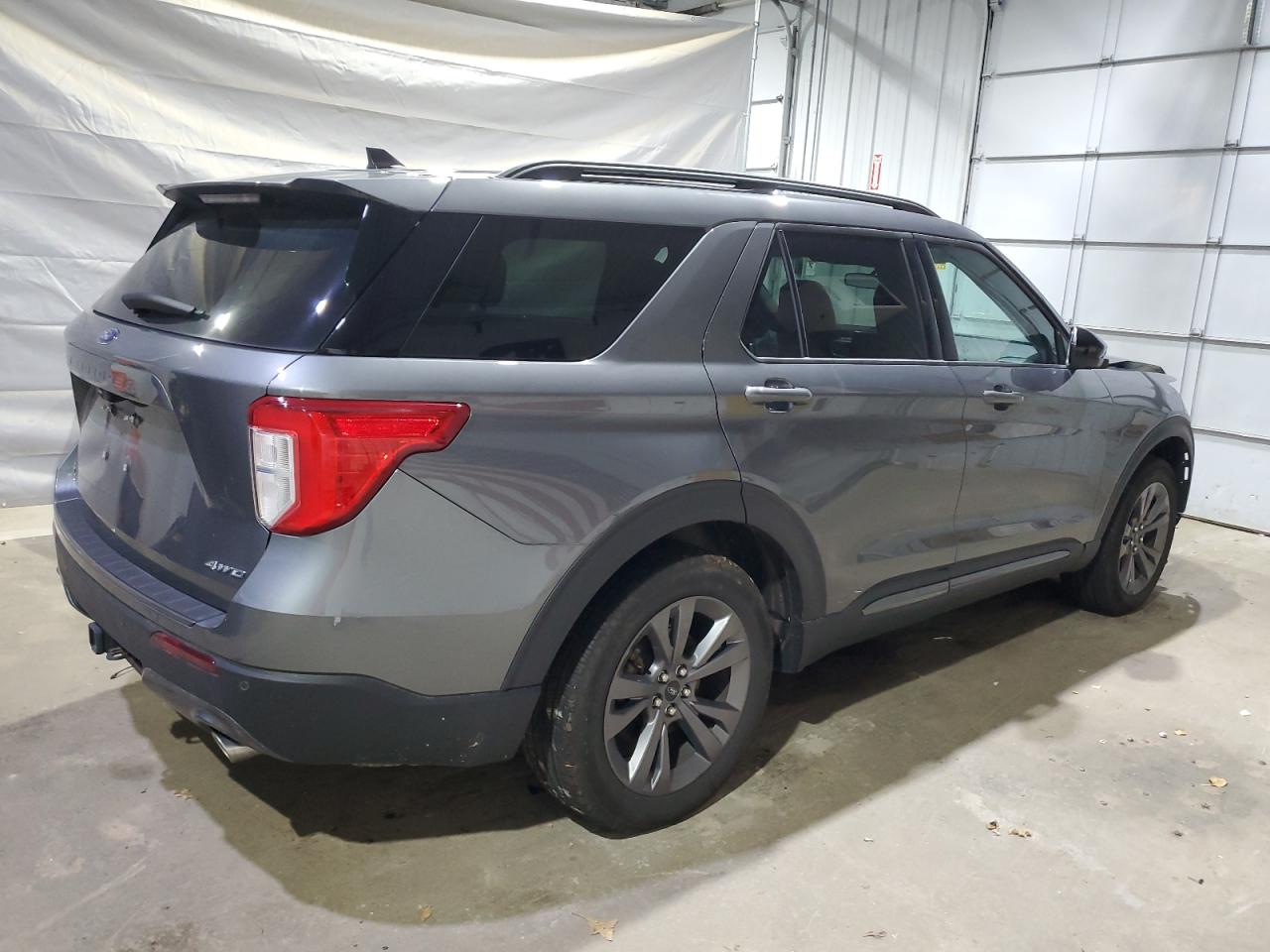 Ford Explorer Xlt Image 5