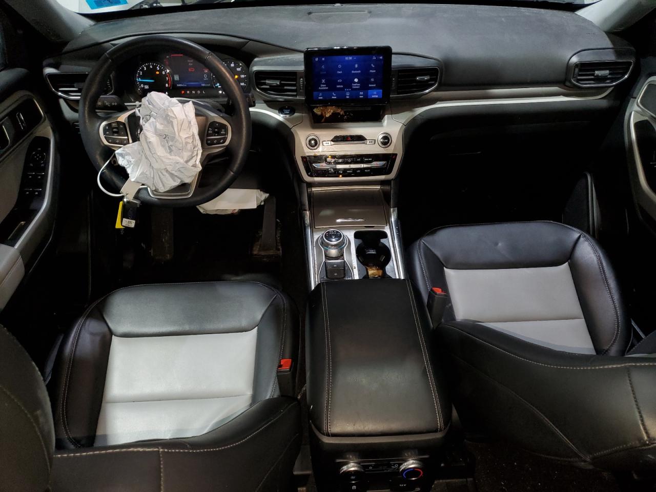 Ford Explorer Xlt Image 3