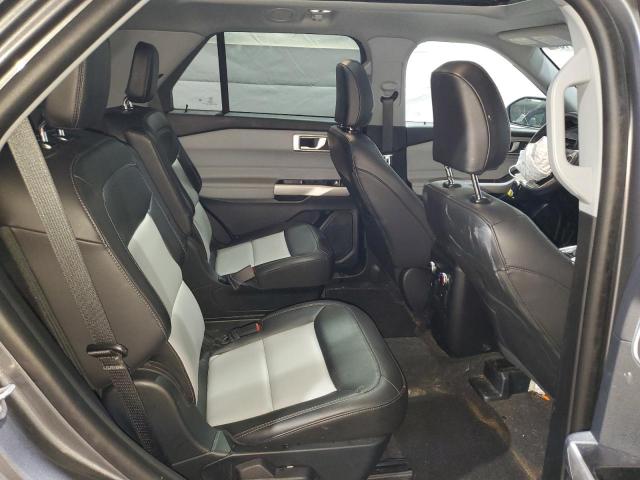 Ford Explorer Xlt Image 4