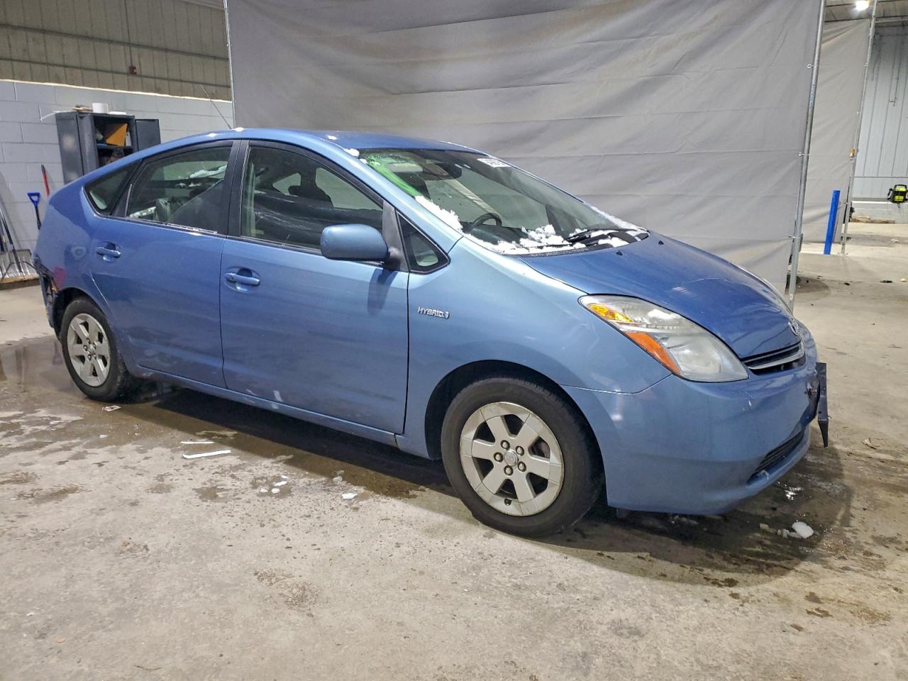 Toyota Prius Image 10