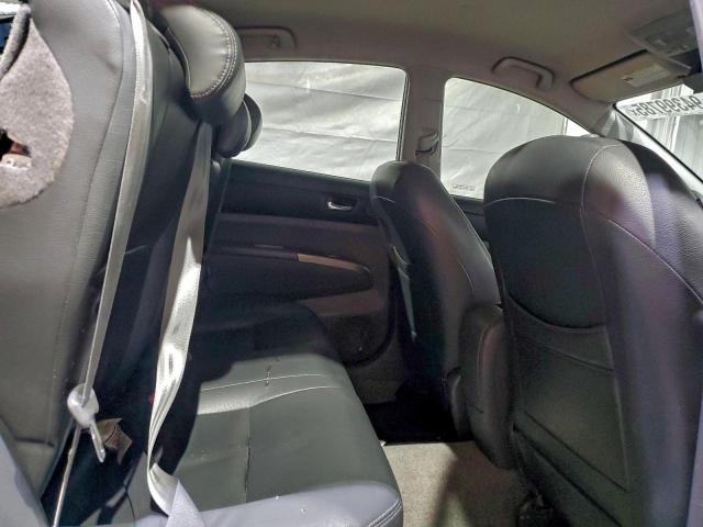 Toyota Prius Image 12