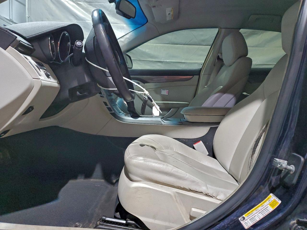 Cadillac CTS Image 11