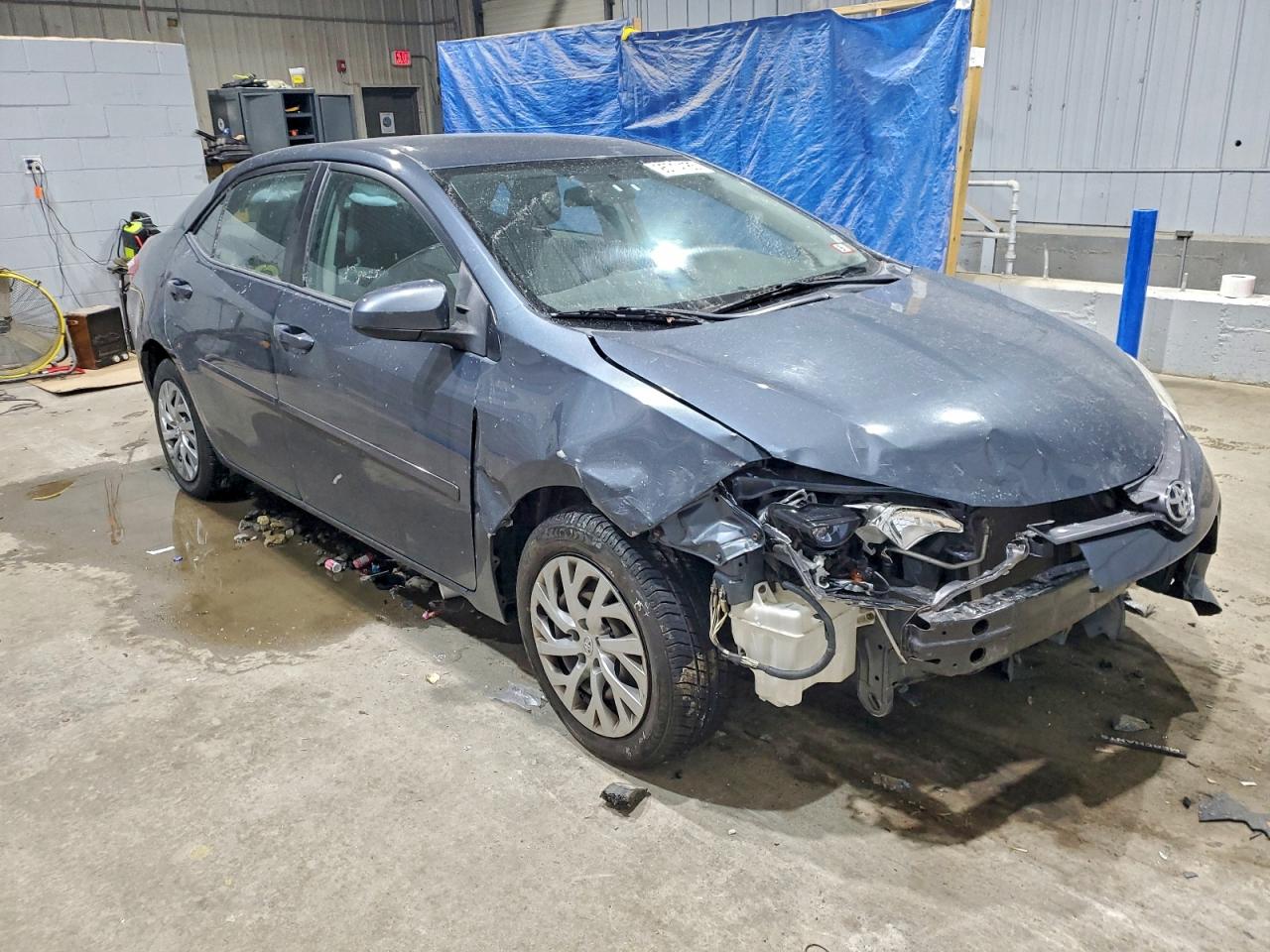 Toyota Corolla L Image 2