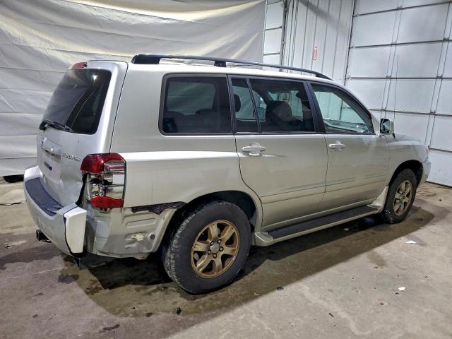 Toyota Highlander Image 5