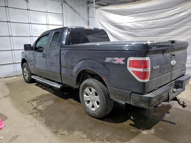 Ford F-150 Super Cab Image 6