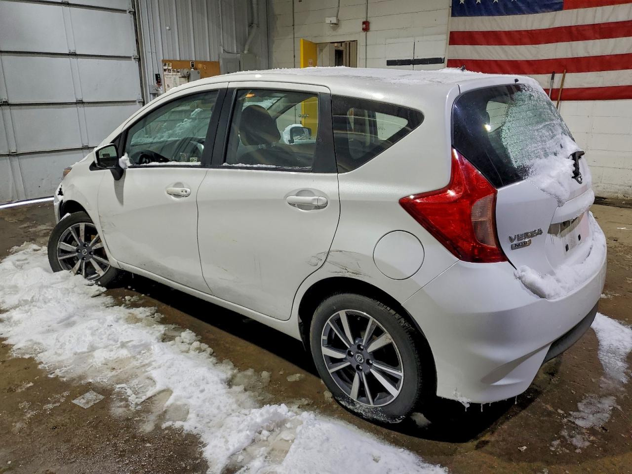 Nissan Versa S Image 12