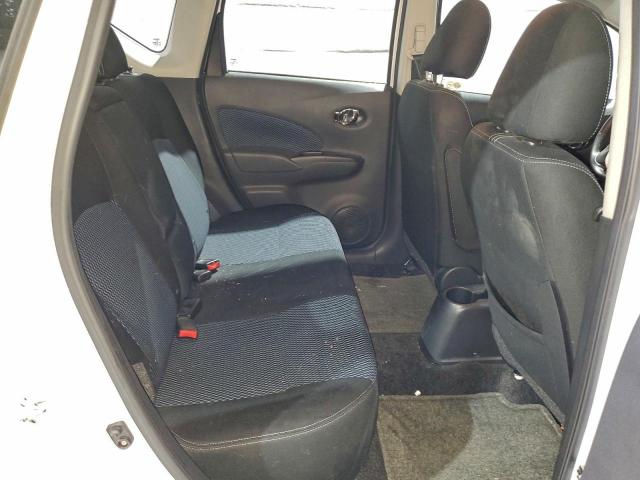 Nissan Versa S Image 4