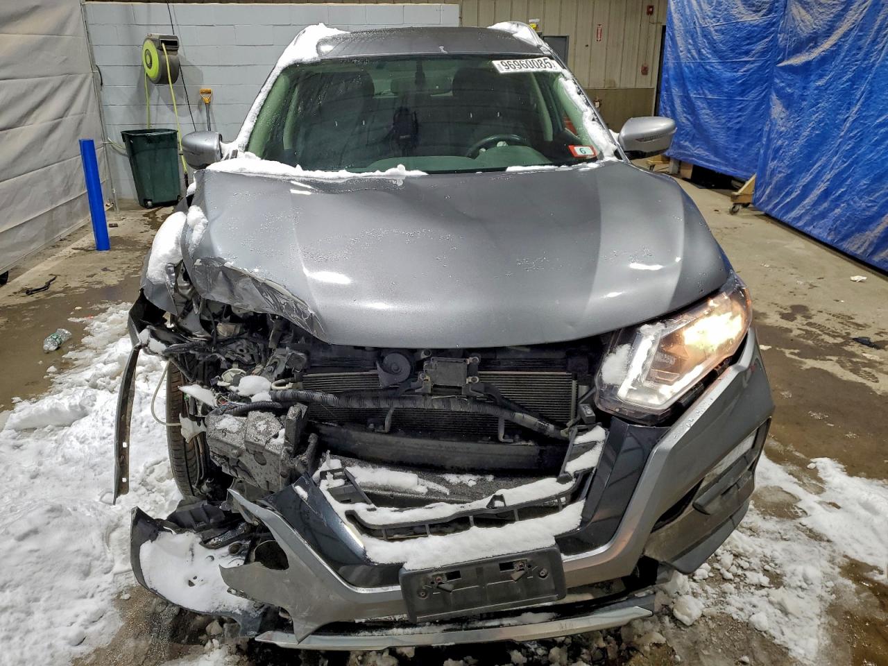 Nissan Rogue S Image 11