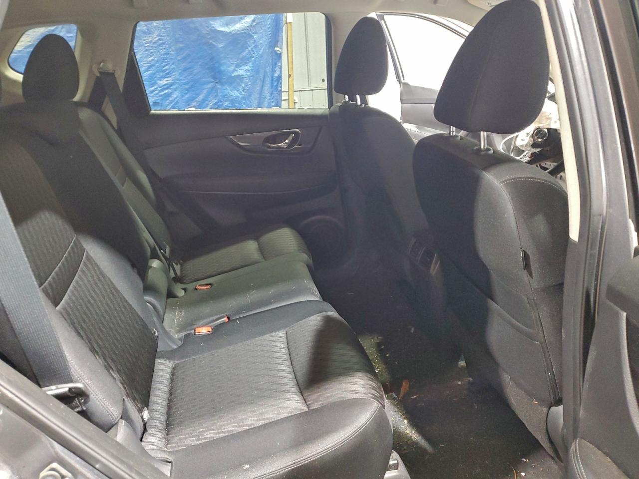 Nissan Rogue S Image 5