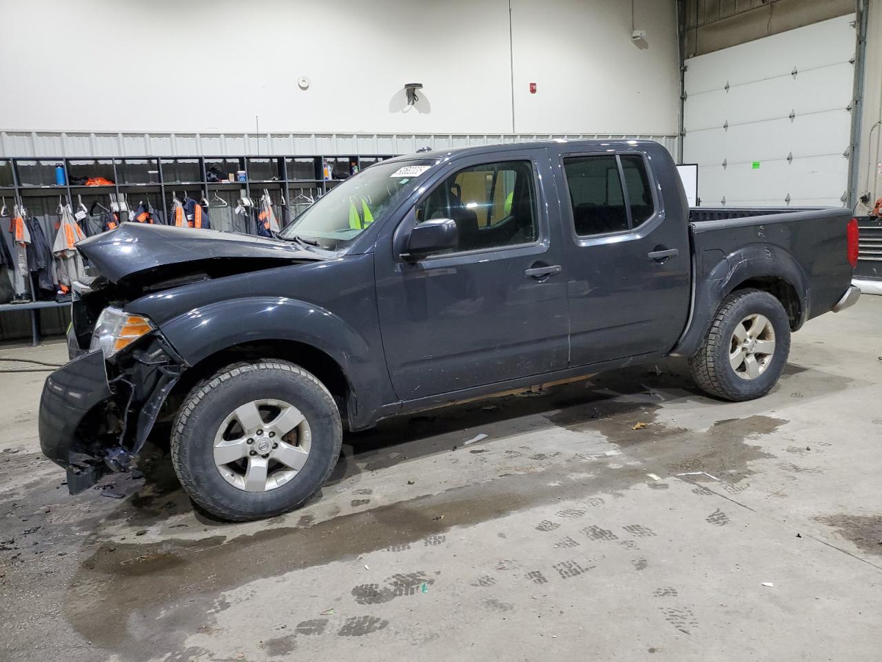 Nissan Frontier S Image 1