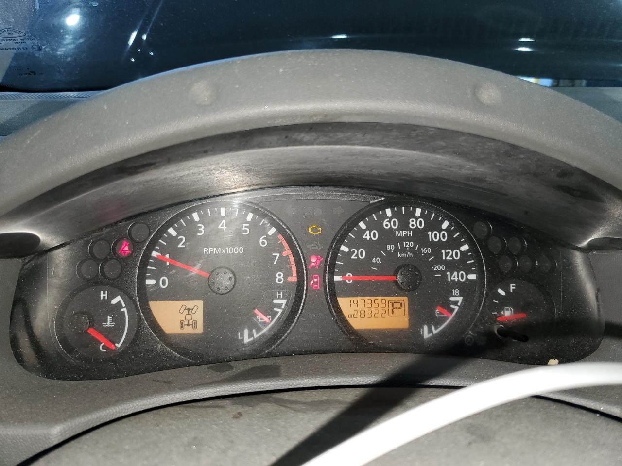 Nissan Frontier S Image 9