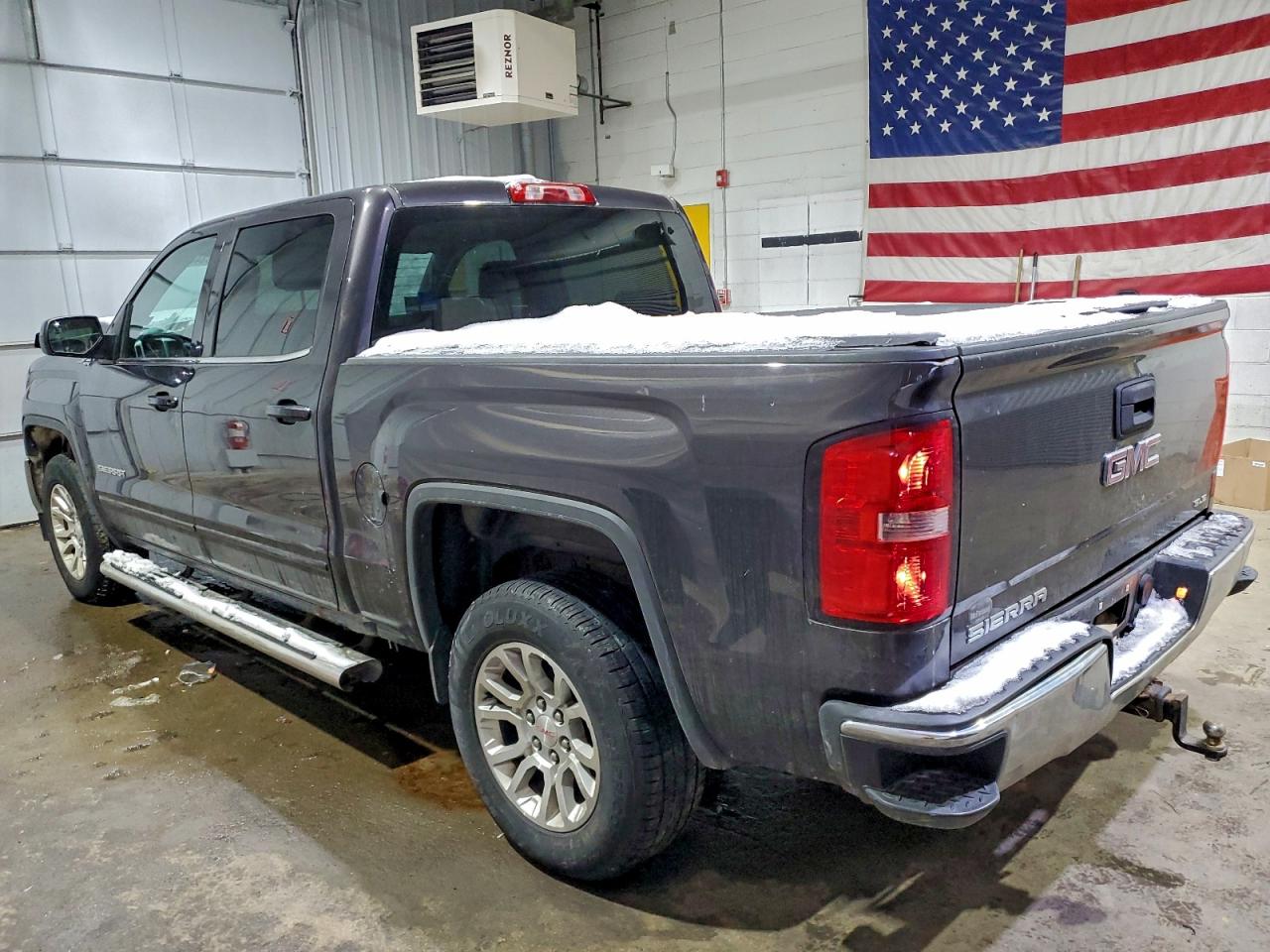 GMC Sierra K1500 Sle Image 2