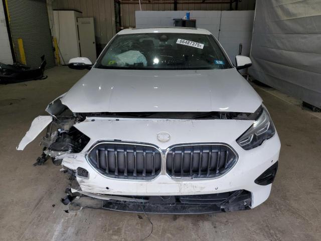 BMW 2 Series Image 4