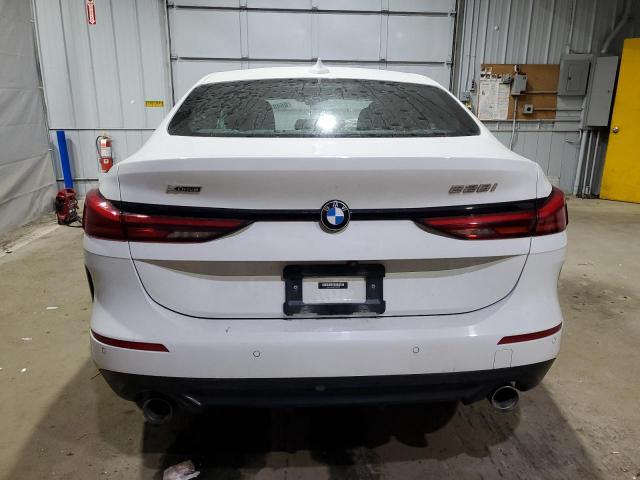 BMW 2 Series Image 5