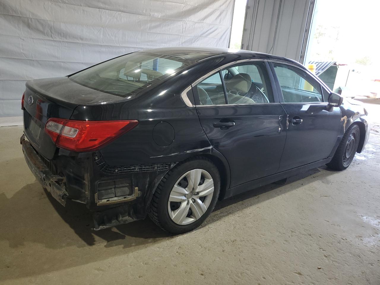 Subaru Legacy 2.5i Image 3