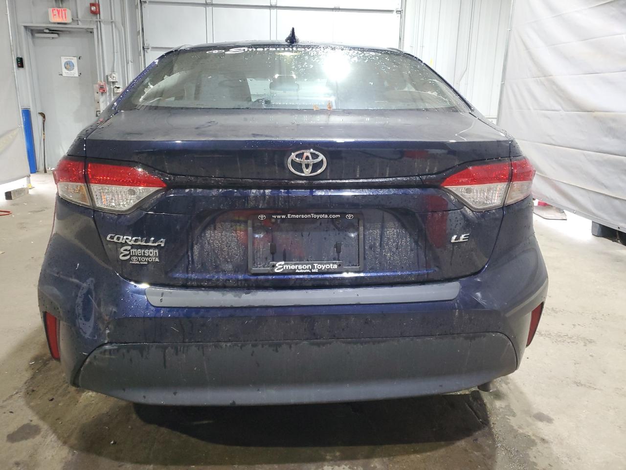 Toyota Corolla Le Image 12