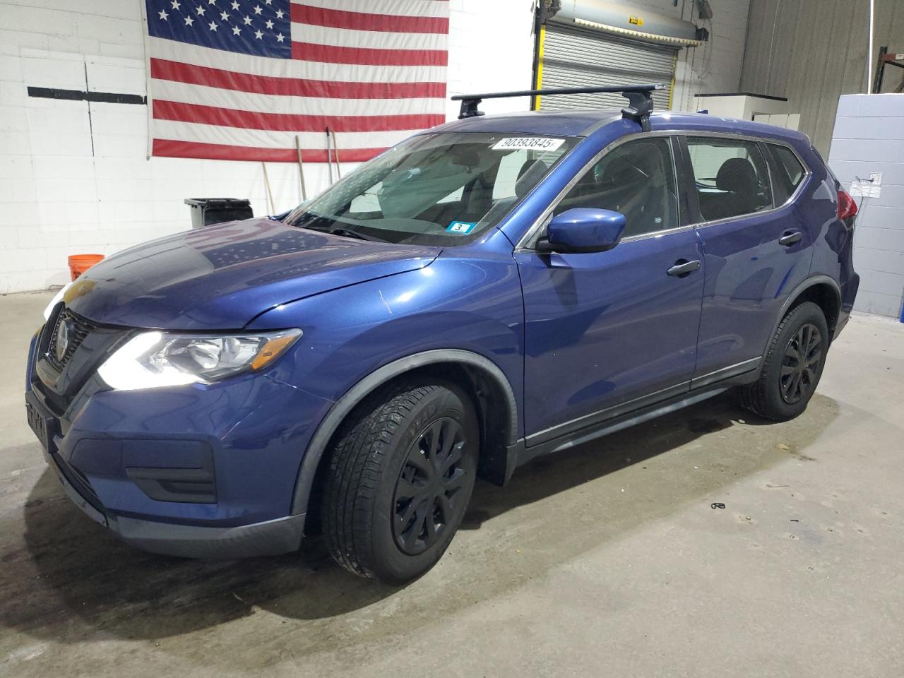 Nissan Rogue S Image 1