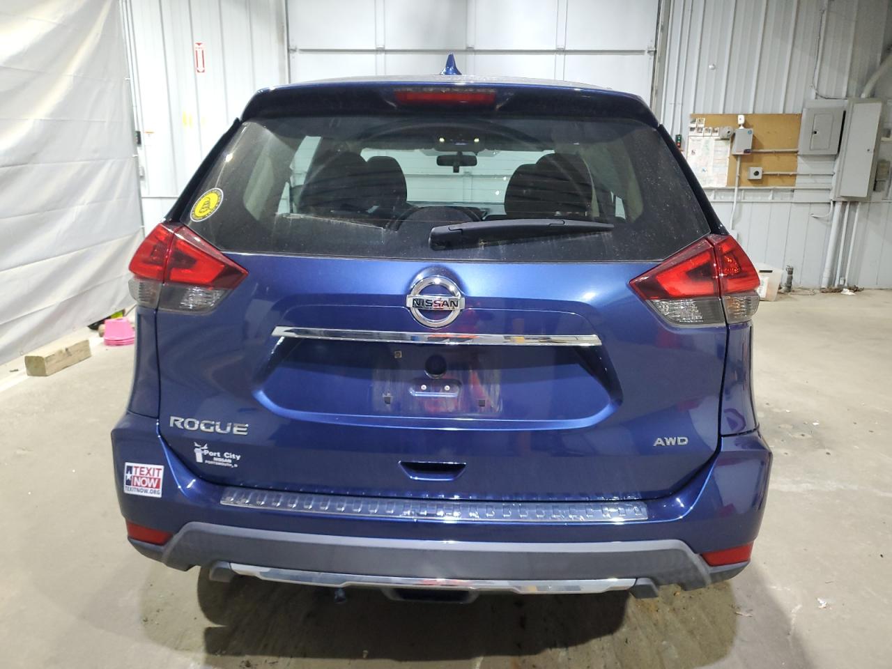 Nissan Rogue S Image 7