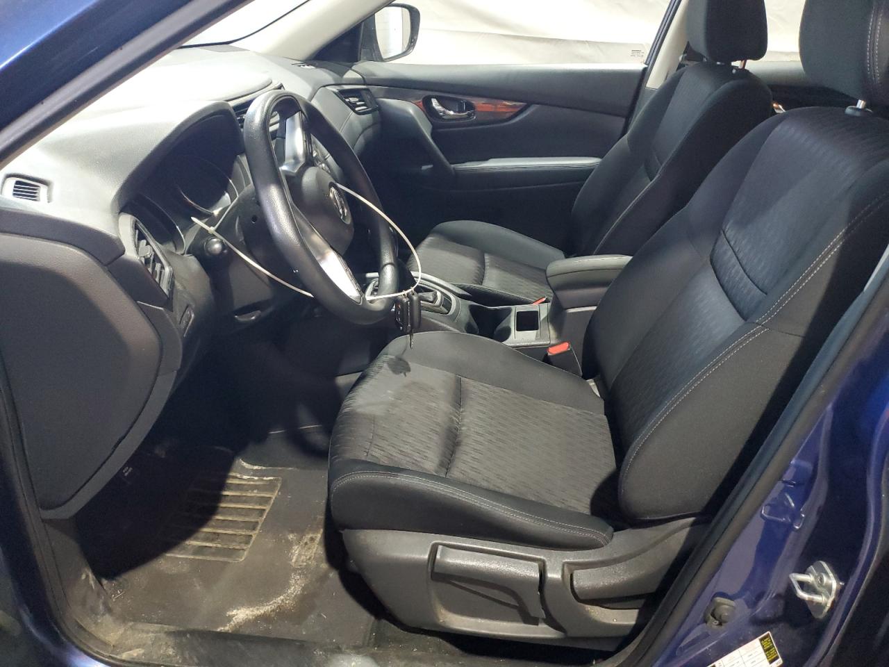 Nissan Rogue S Image 3