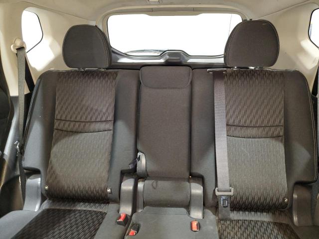 Nissan Rogue S Image 7