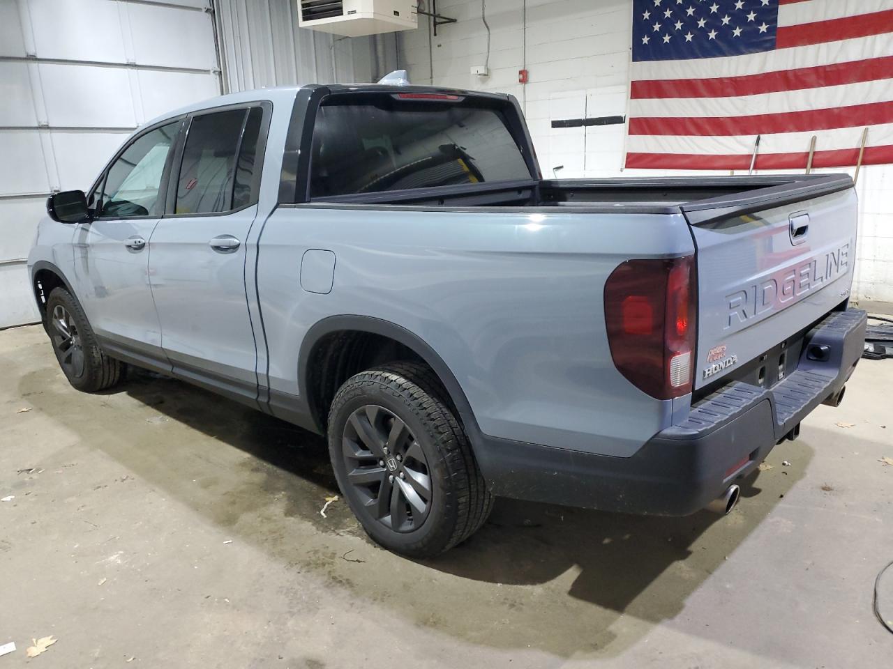 Honda Ridgeline Sport Image 2