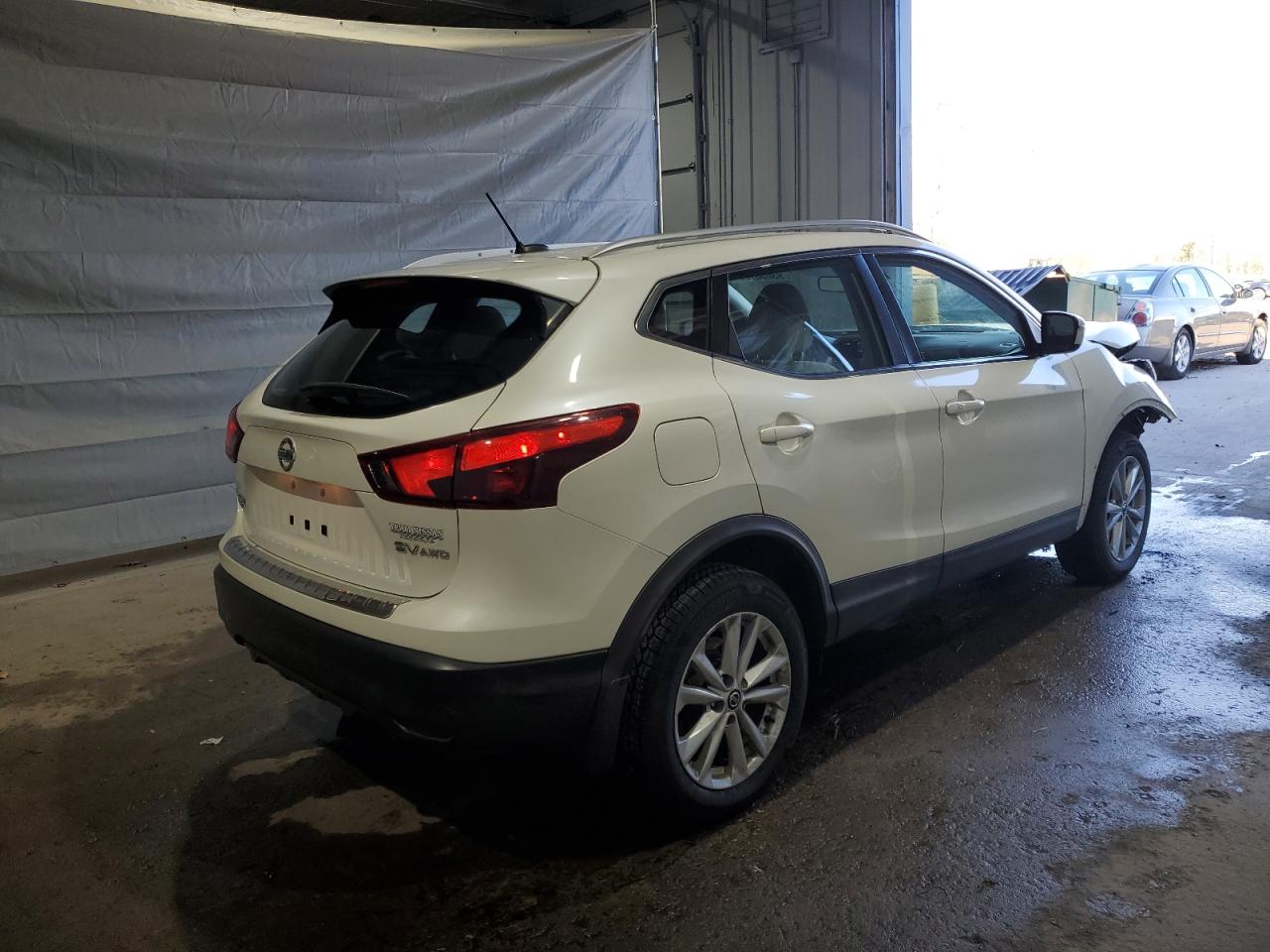 Nissan Rogue S Image 9