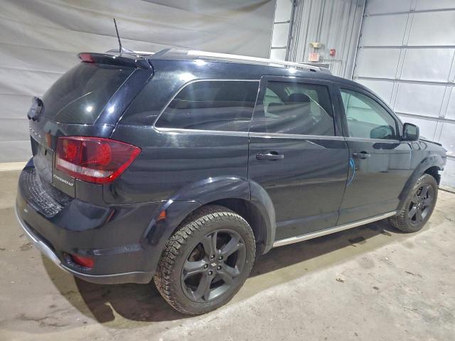 Dodge Journey Crossroad Image 8
