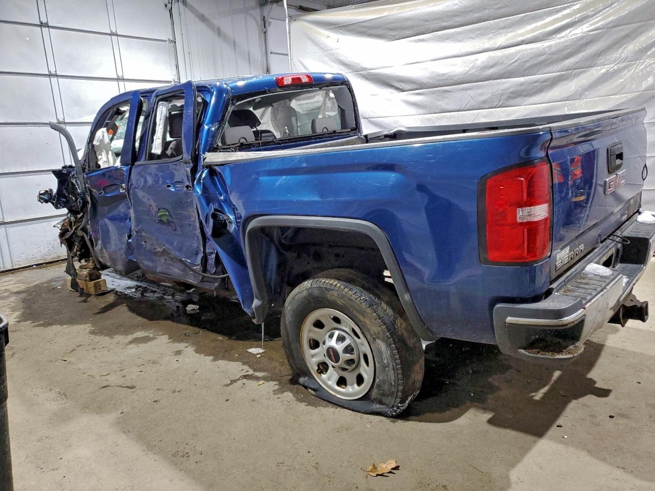 GMC Sierra K2500 Heavy Duty Image 6