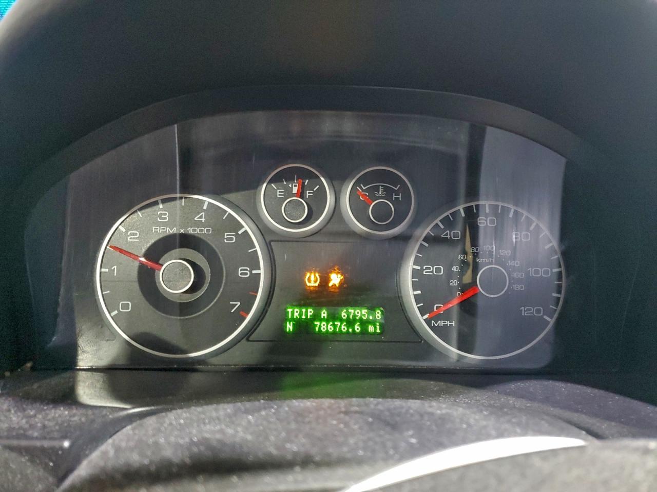 Ford Fusion Se Image 6