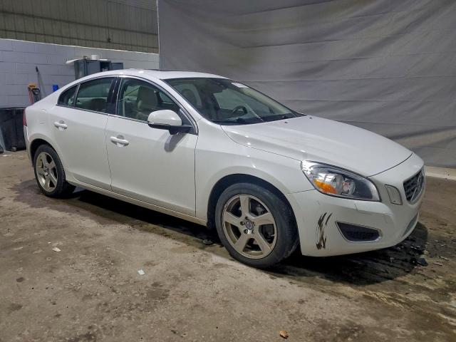 Volvo S60 T5 Image 4