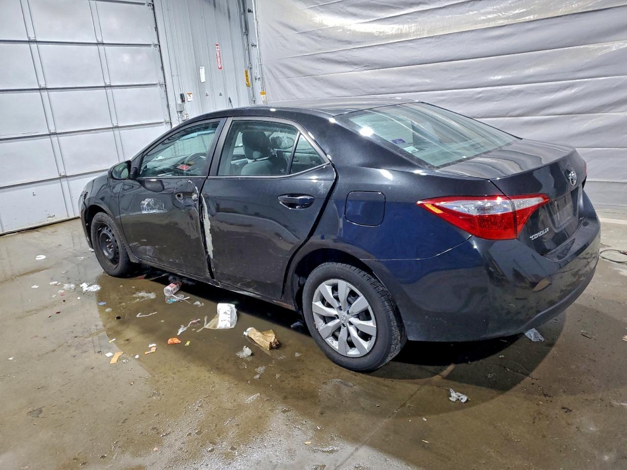 Toyota Corolla L Image 2