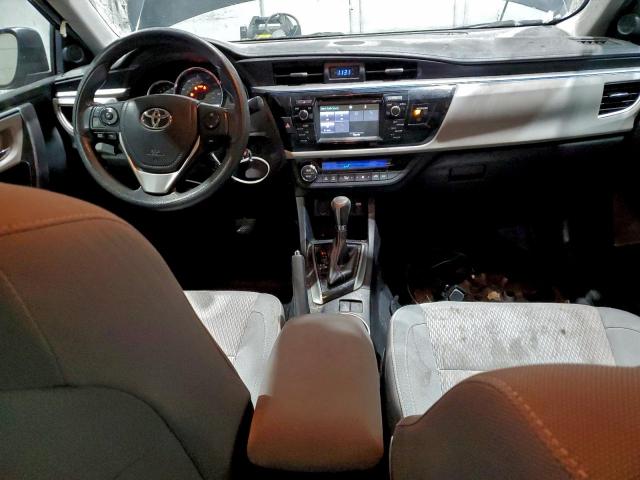 Toyota Corolla L Image 8