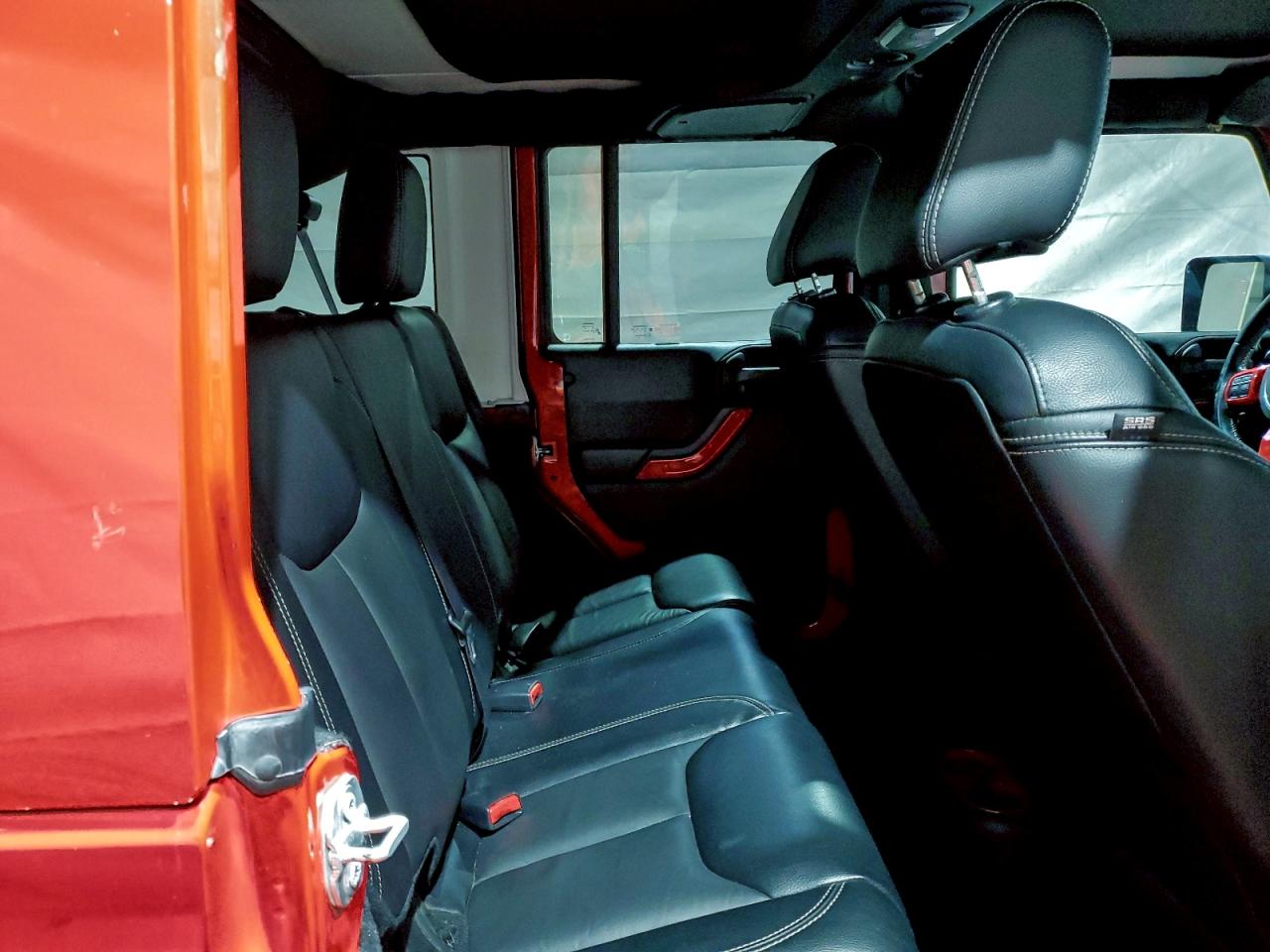 Jeep Wrangler Rubicon Image 2