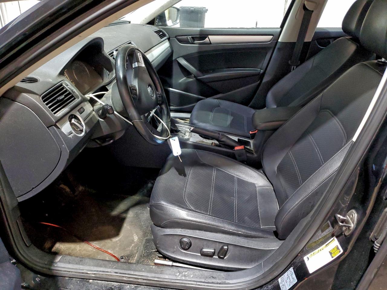 Volkswagen Passat Se Image 10