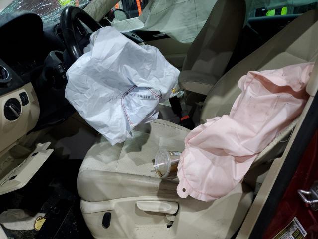 Volkswagen Tiguan S Image 8