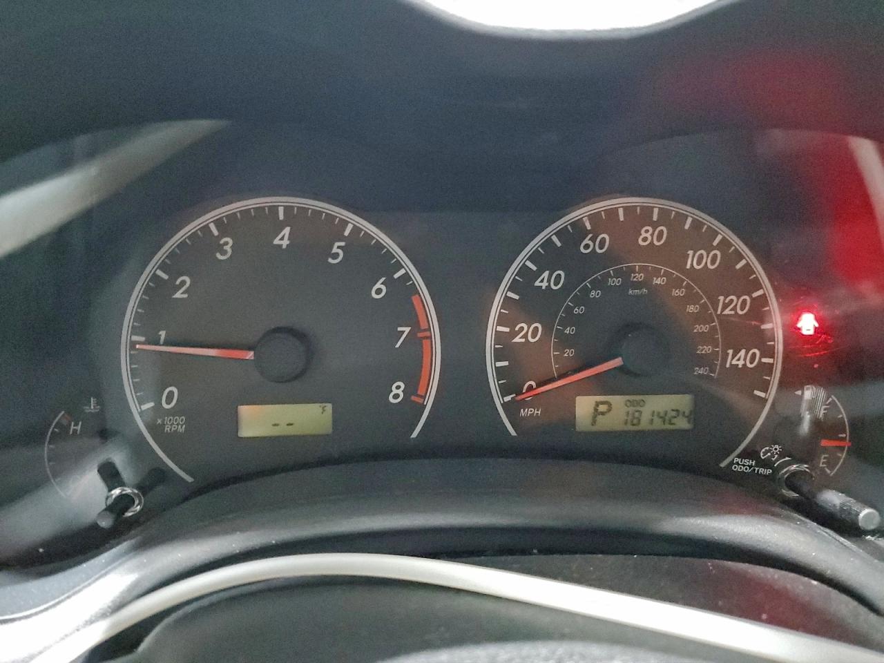 Toyota Corolla Base Image 6