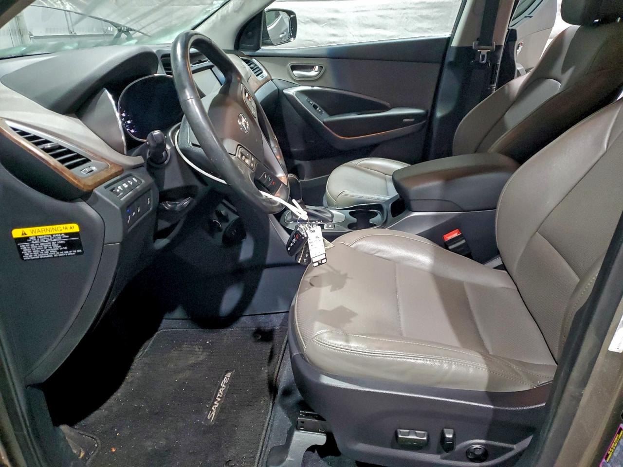 Hyundai SANTA FE Image 9