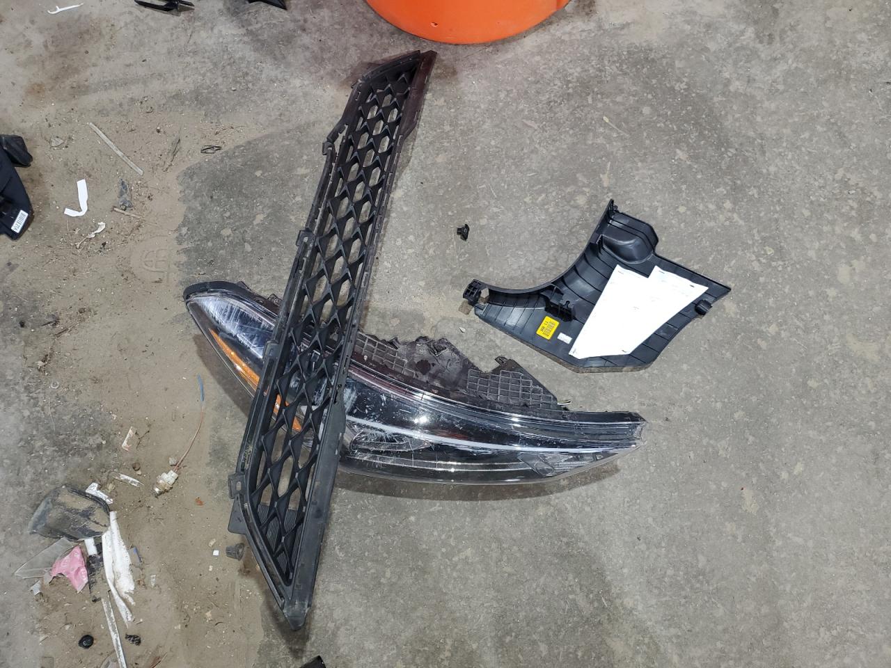 Hyundai TUCSON Se Image 12