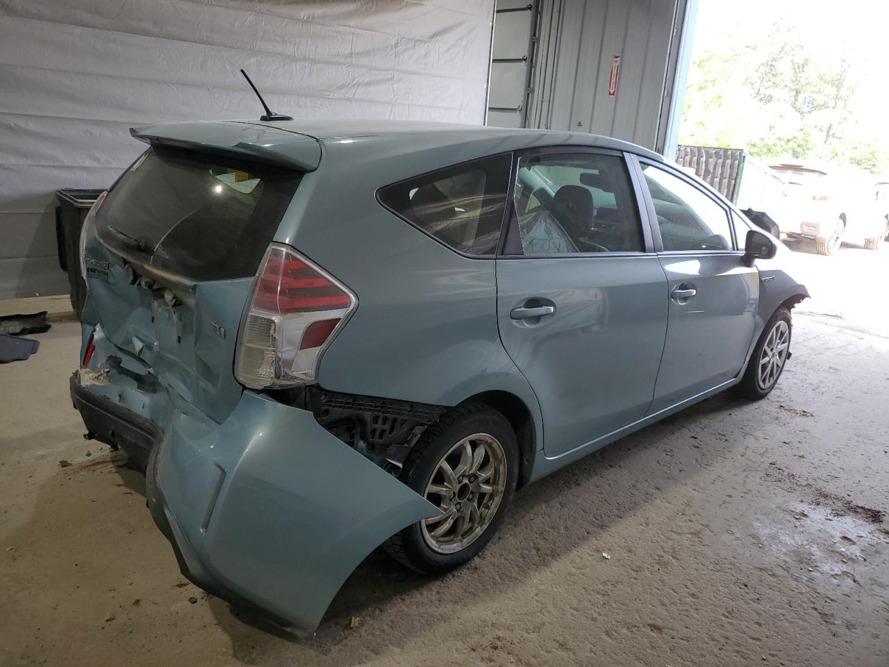 Toyota Prius Image 2