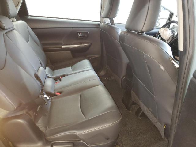 Toyota Prius Image 12