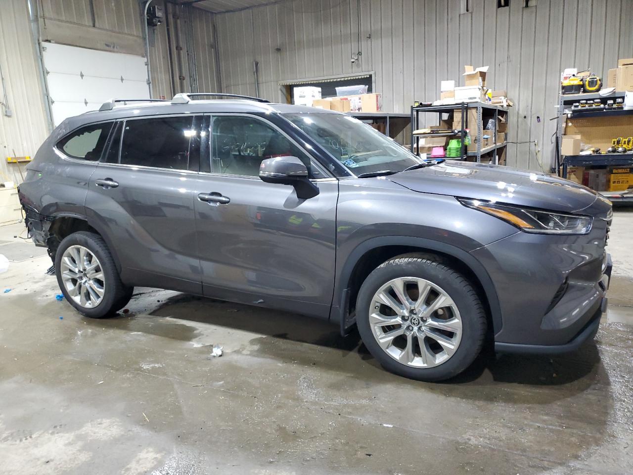 Toyota Highlander L Image 4