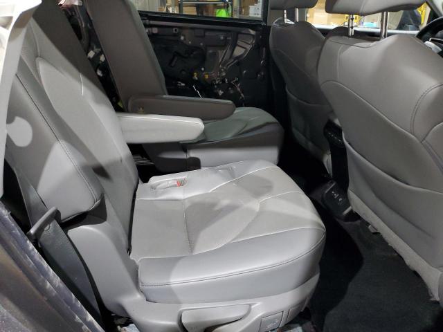 Toyota Highlander L Image 9