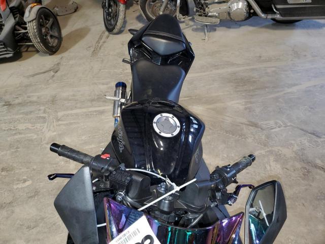 Kawasaki Ex A Image 9