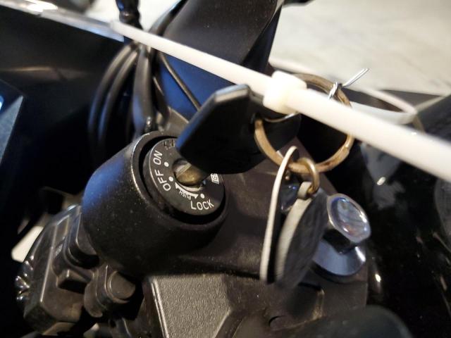 Kawasaki Ex A Image 5