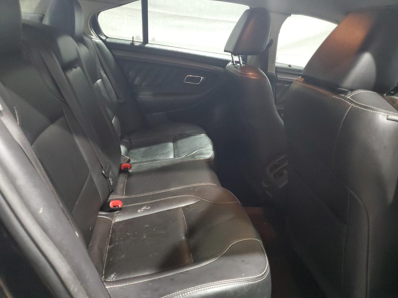 Ford Taurus Sel Image 10