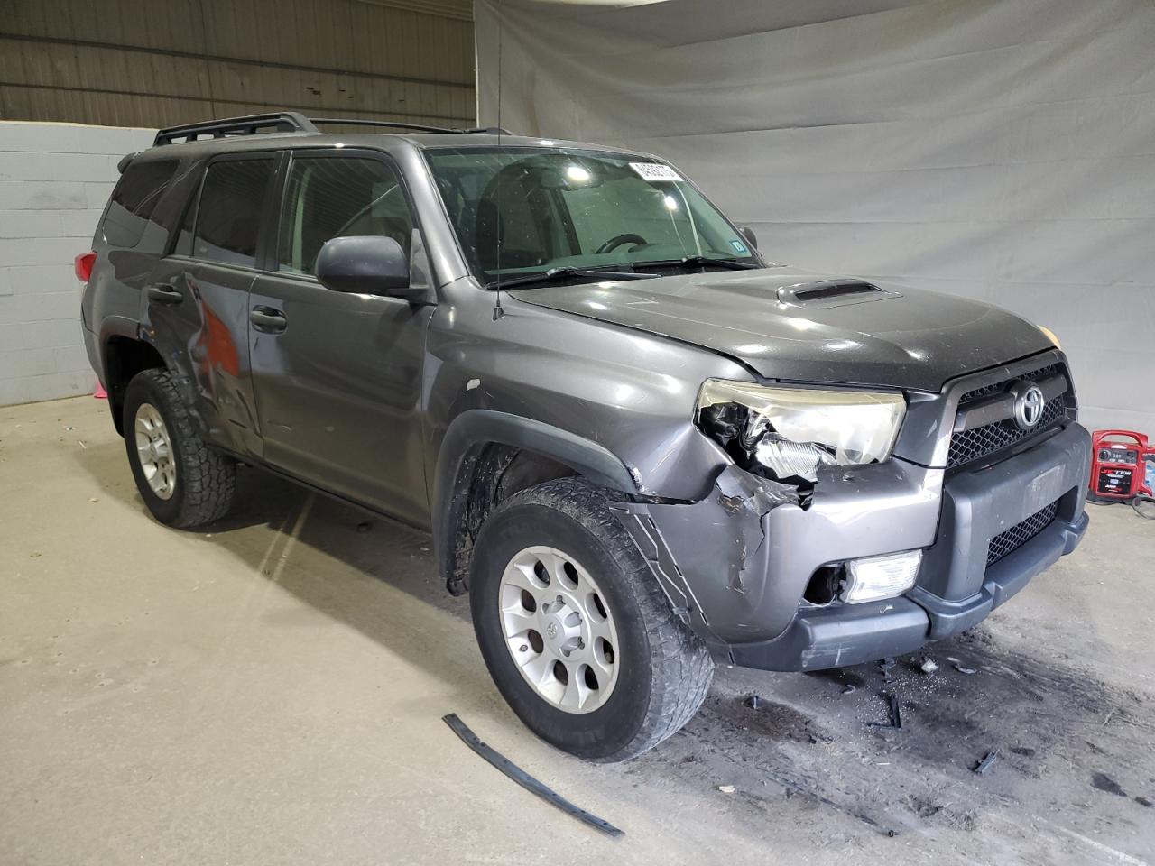 Toyota 4Runner Sr5 Image 4