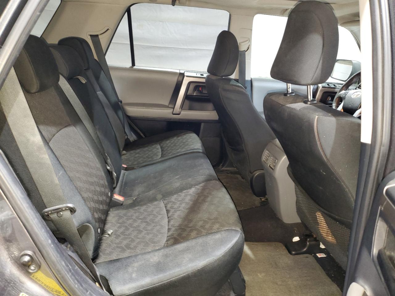 Toyota 4Runner Sr5 Image 13